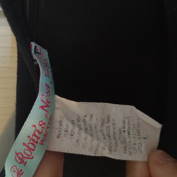 ROBIN'S NEST Maternity Tee - Picture 3 of 4